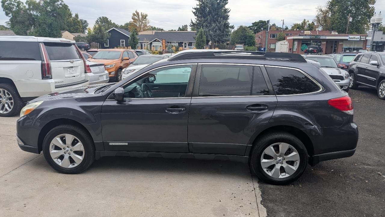 Subaru Outback 2.5i Limited 2011