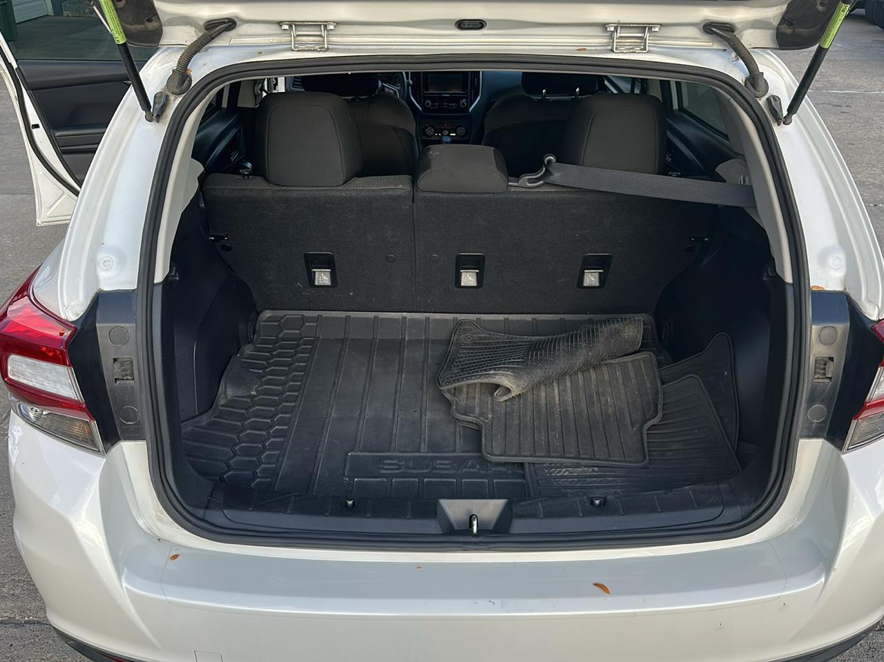 Subaru Impreza photo 14