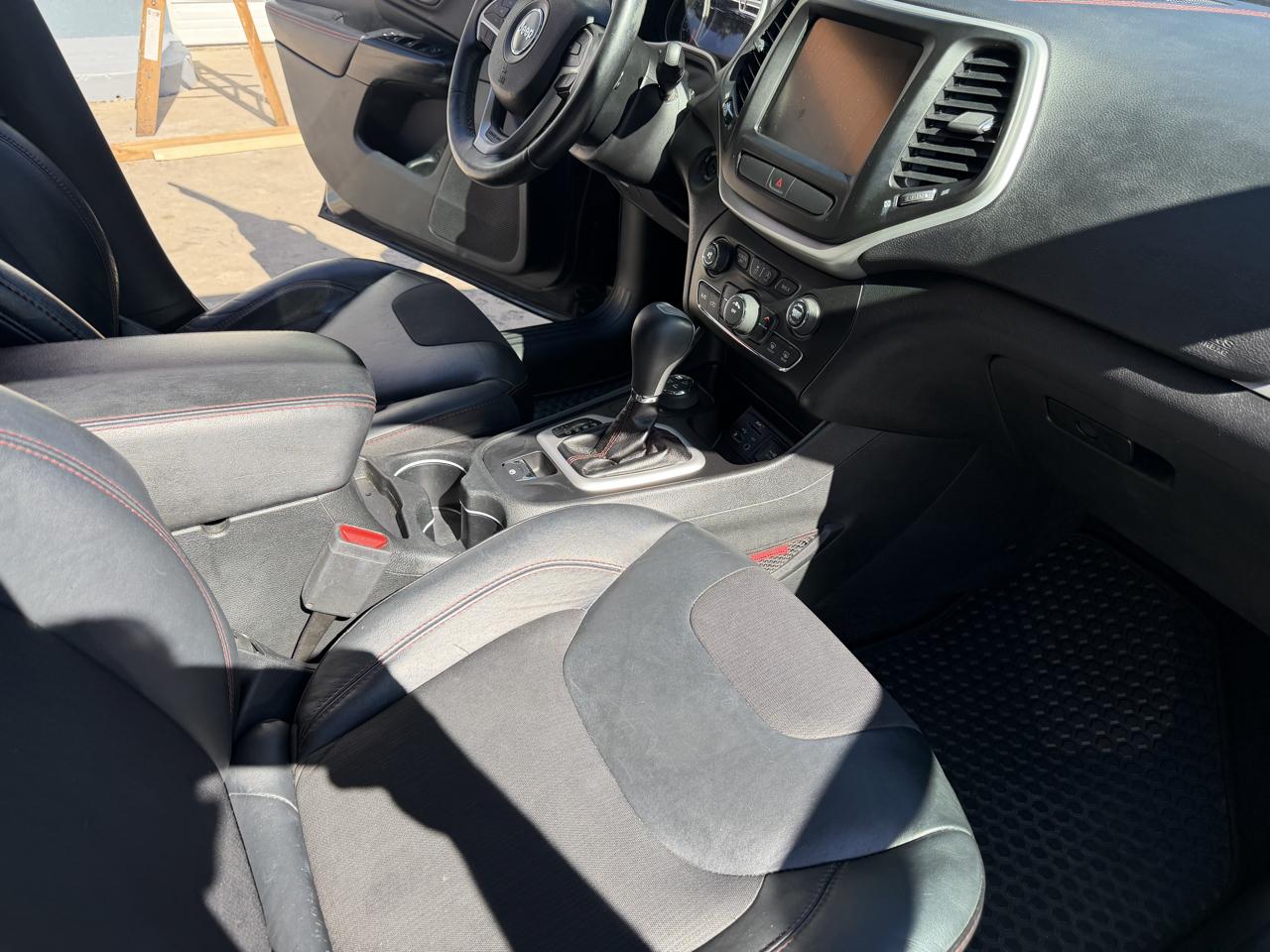 Jeep Cherokee Trailhawk 4WD 2016
