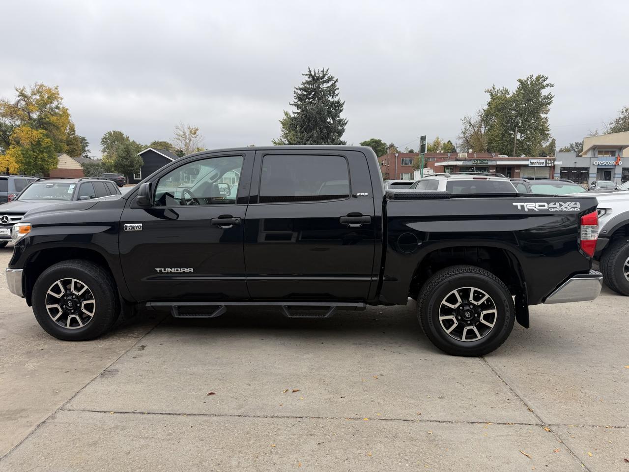 Toyota Tundra SR5 5.7L V8 FFV CrewMax 4WD 2014