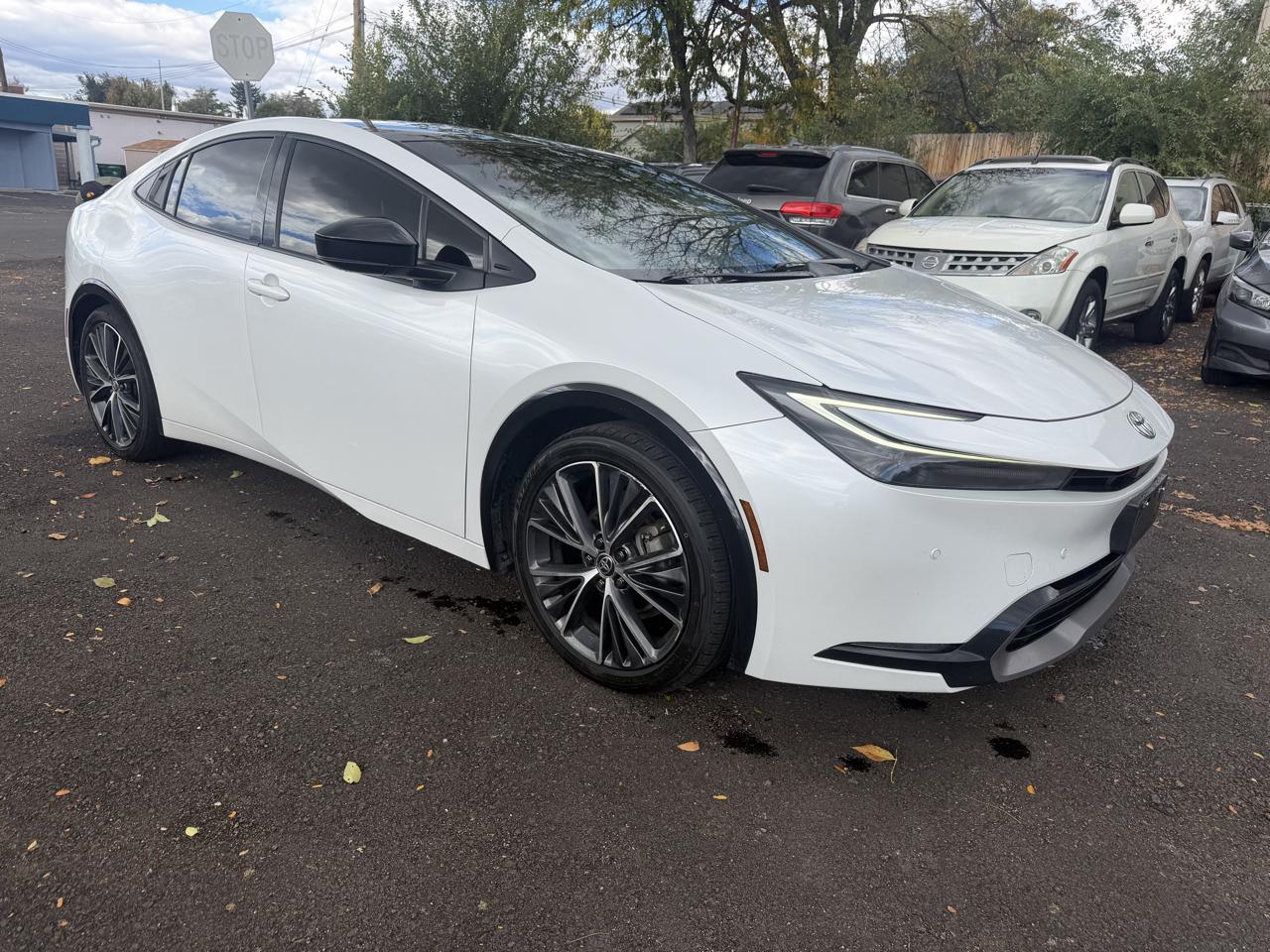 Toyota Prius XLE 2024