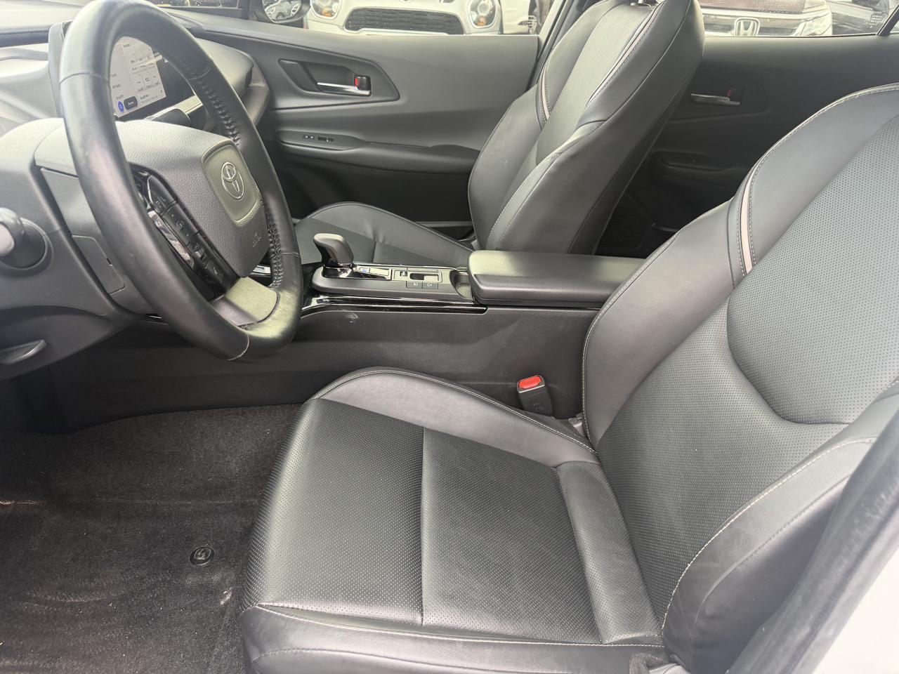 Toyota Prius XLE 2024