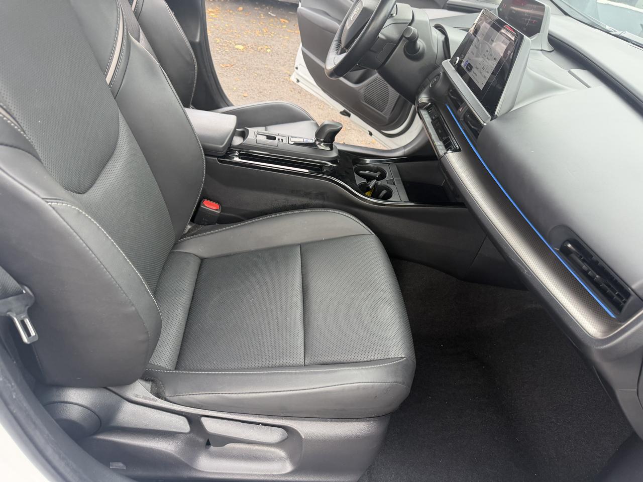 Toyota Prius XLE 2024