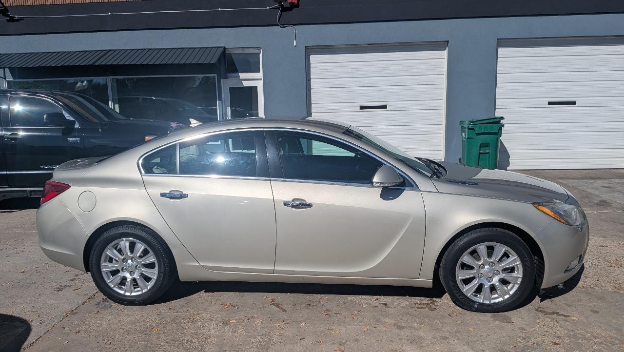 Buick Regal Premium 2 2013
