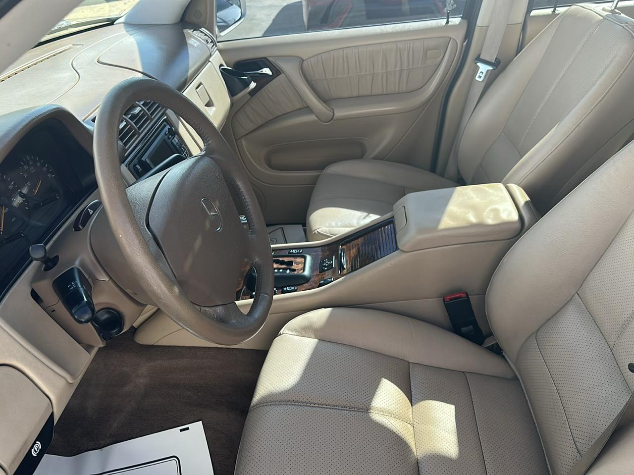 Mercedes-Benz M-Class ML350 2004