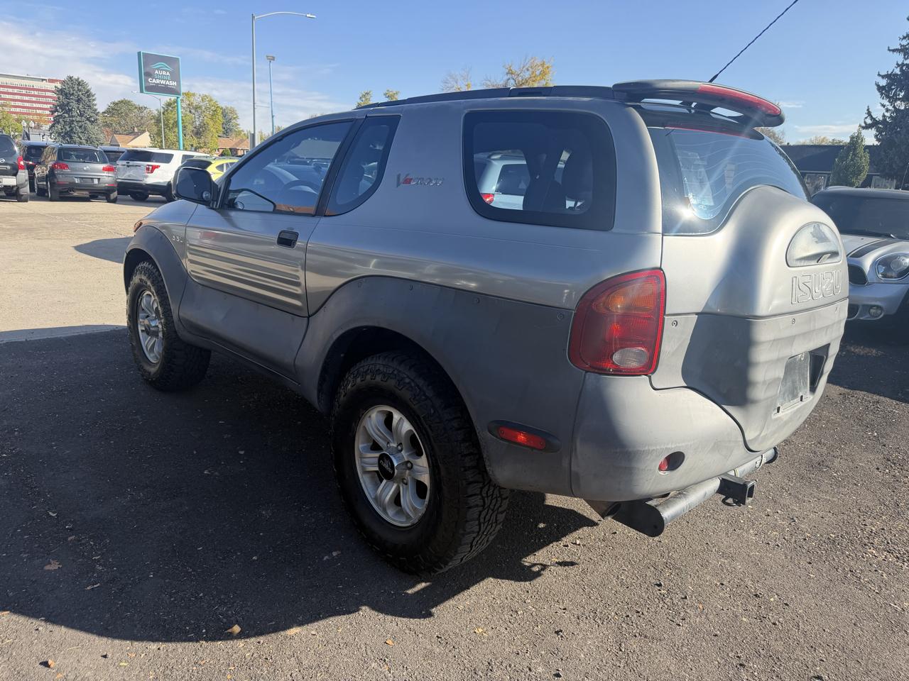 Isuzu VehiCROSS 2dr 4WD 2001