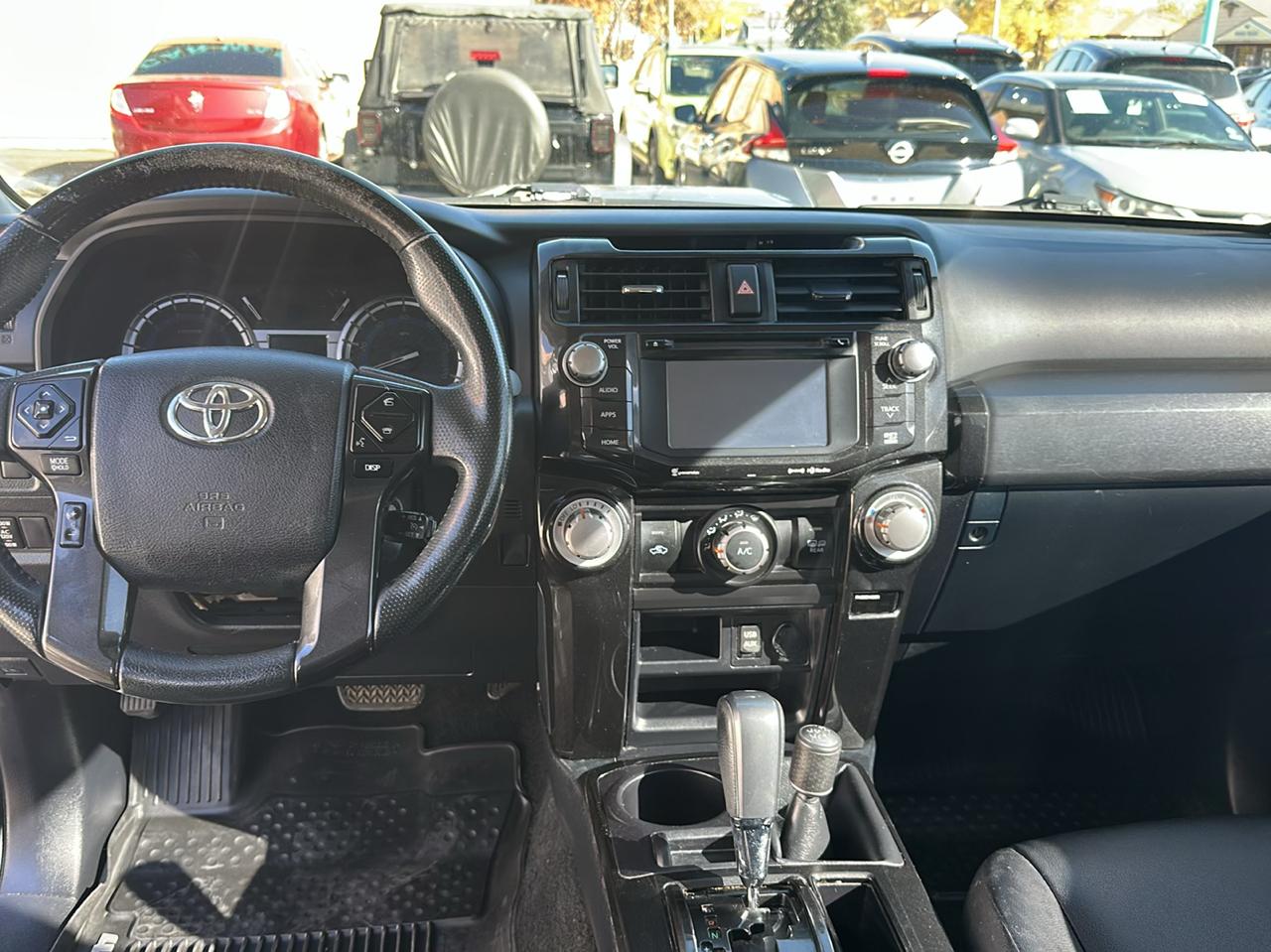 Toyota 4Runner SR5 4WD 2016