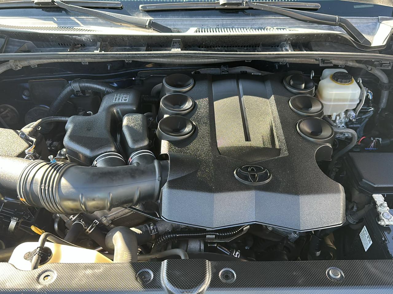 Toyota 4Runner SR5 4WD 2016
