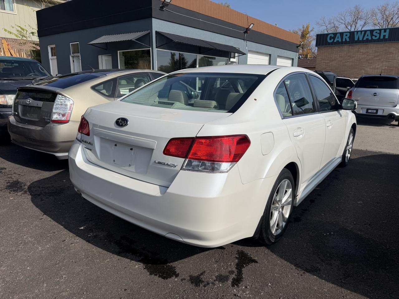 Subaru Legacy 2.5i Premium 2013