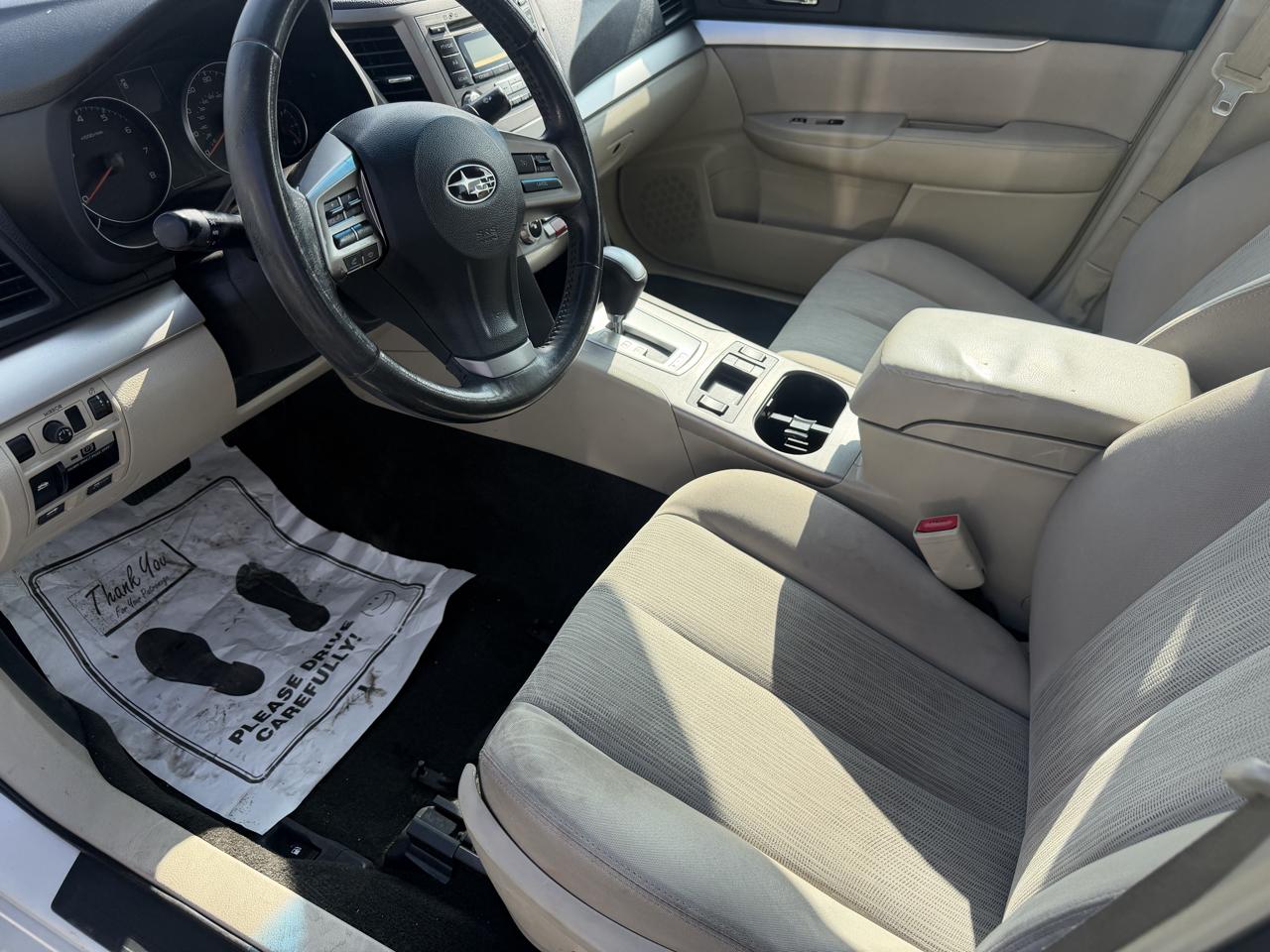 Subaru Legacy 2.5i Premium 2013
