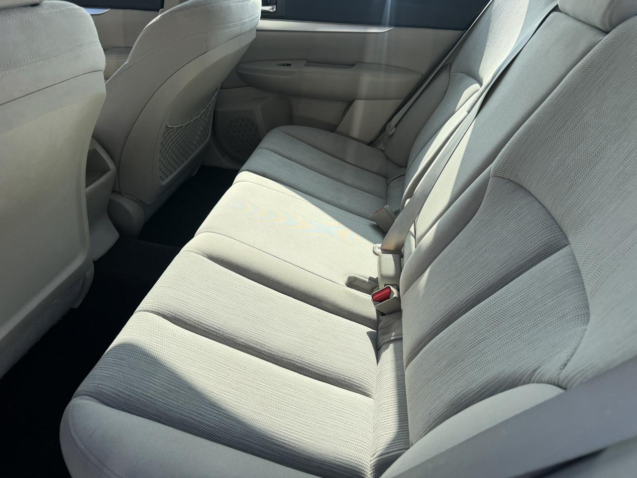 Subaru Legacy 2.5i Premium 2013