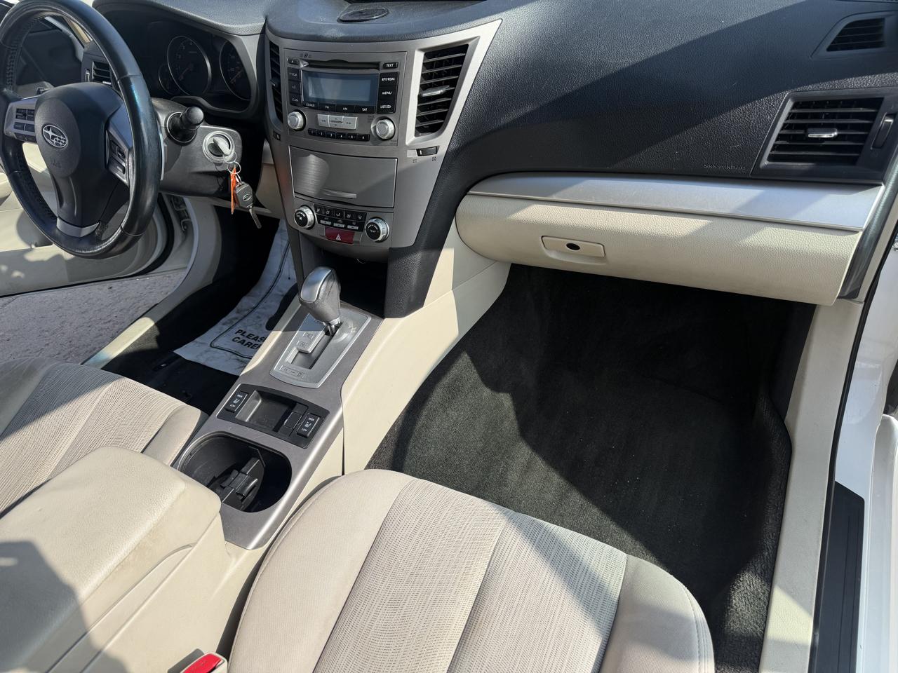 Subaru Legacy 2.5i Premium 2013