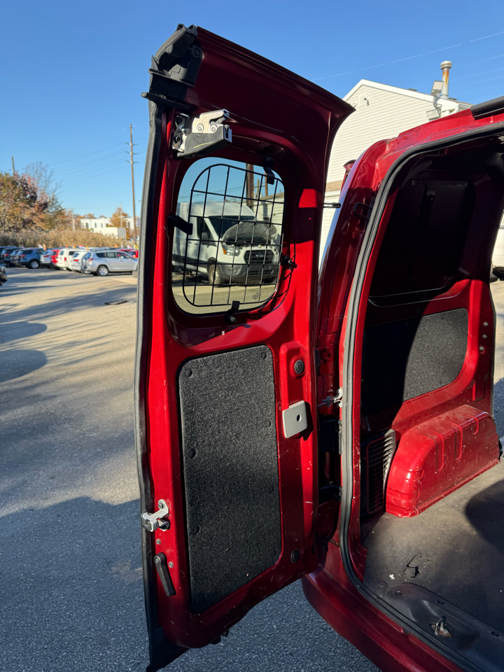 Nissan NV 200 SV Cargo Van 2019