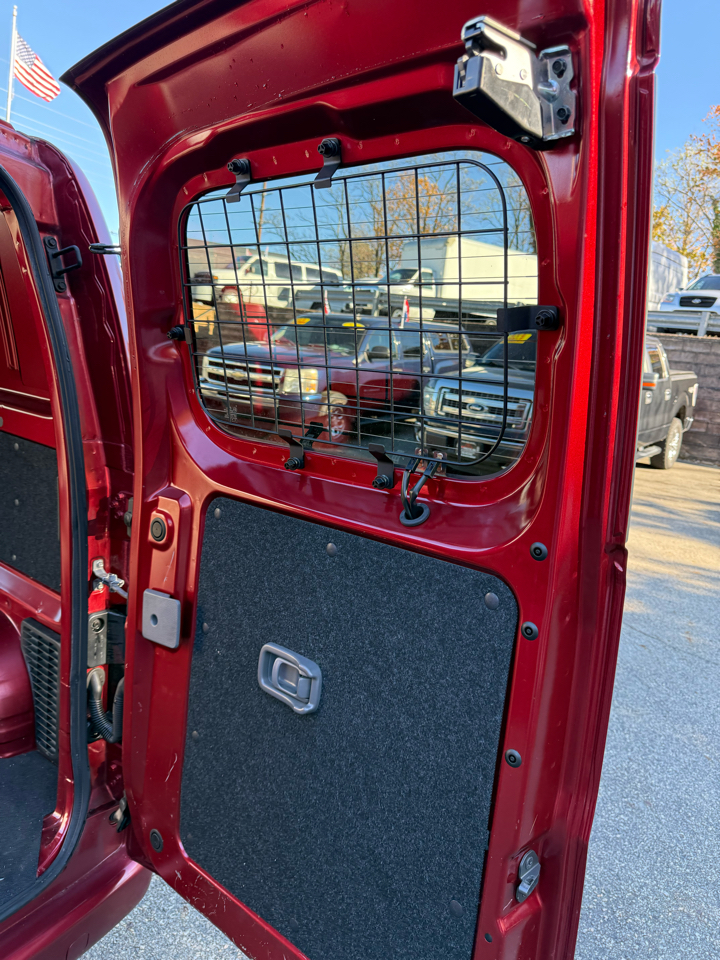 Nissan NV 200 SV Cargo Van 2019