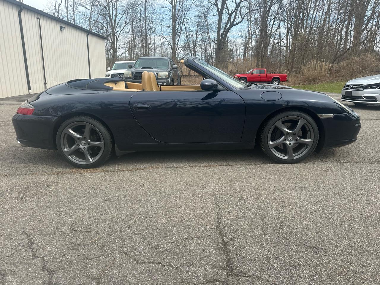 Porsche 911 Carrera Cabriolet 2003