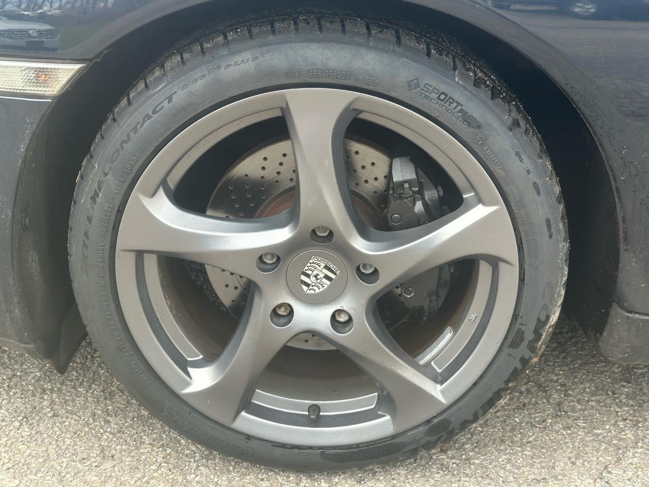 Porsche 911 Carrera Cabriolet 2003