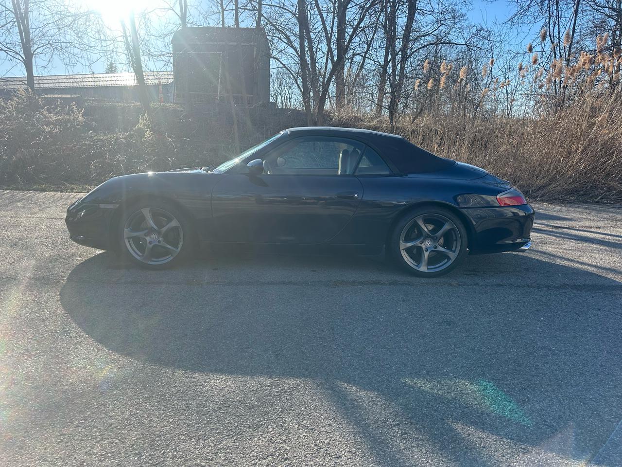 Porsche 911 Carrera Cabriolet 2003