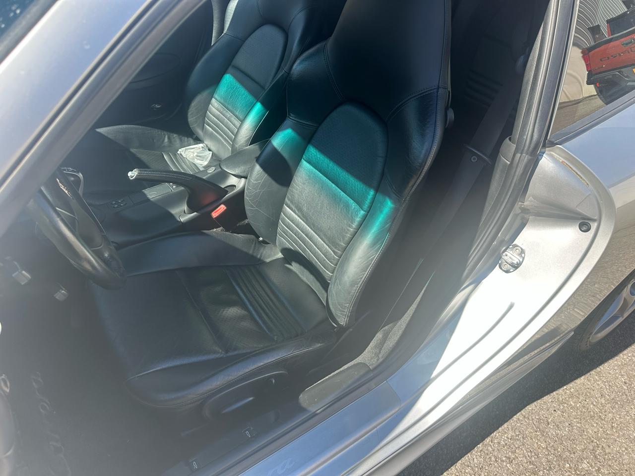 Porsche 911 Carrera Coupe 2004