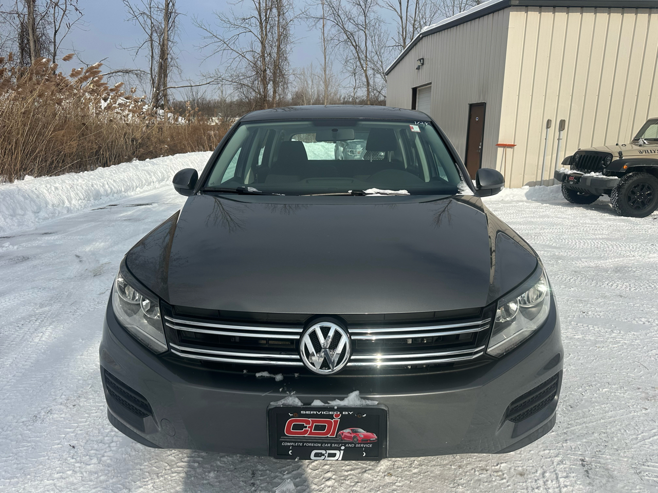 Volkswagen Tiguan S 2013
