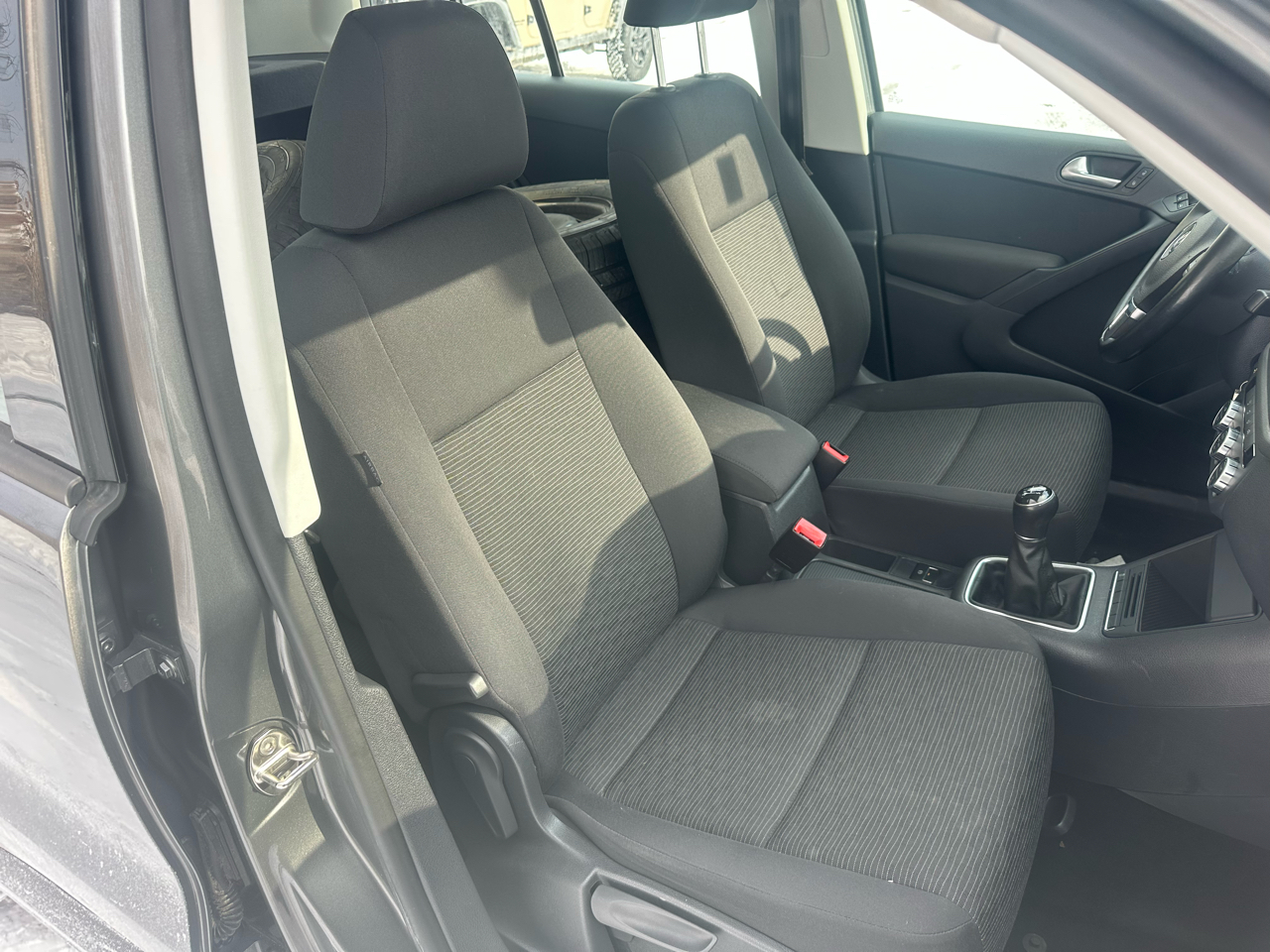 Volkswagen Tiguan S 2013