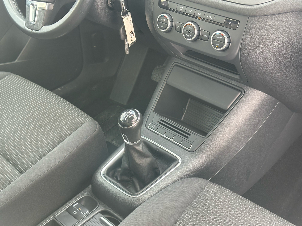 Volkswagen Tiguan S 2013