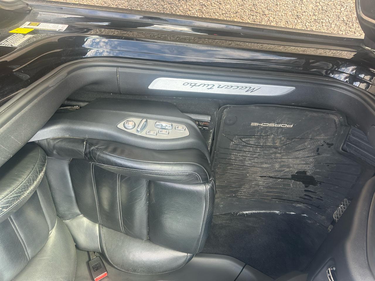 Porsche Macan Turbo 2015