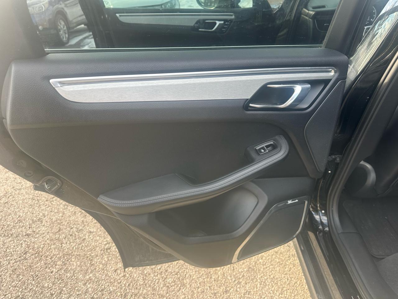 Porsche Macan Turbo 2015