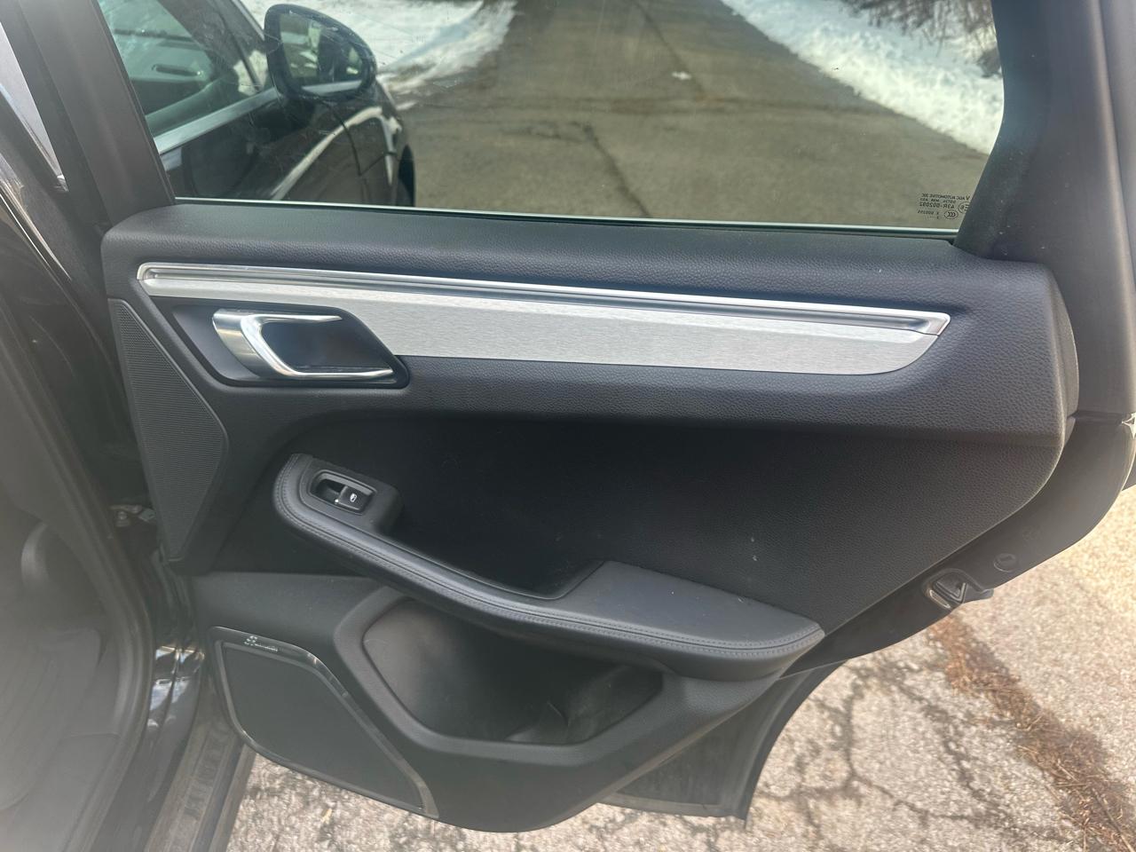 Porsche Macan Turbo 2015