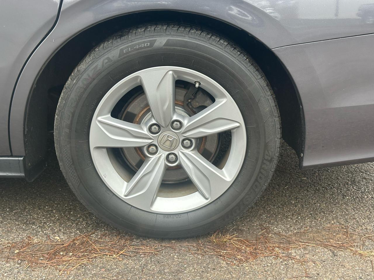 Honda Odyssey EX w/ Leather DVD and Navigation 2019