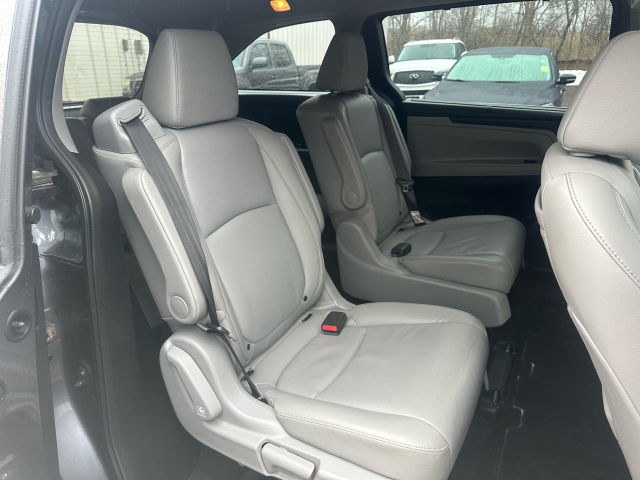 Honda Odyssey EX w/ Leather DVD and Navigation 2019