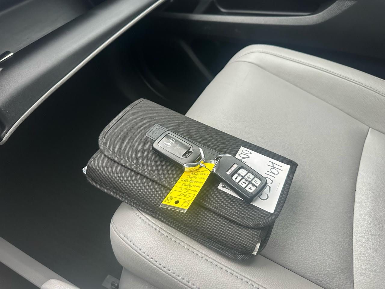 Honda Odyssey EX w/ Leather DVD and Navigation 2019