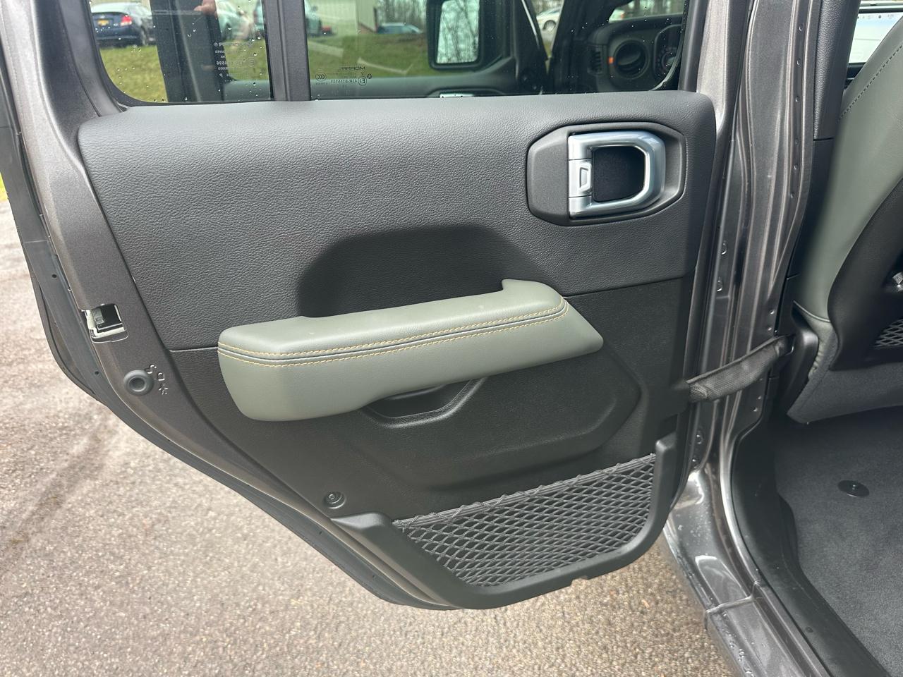 Jeep Gladiator  2024