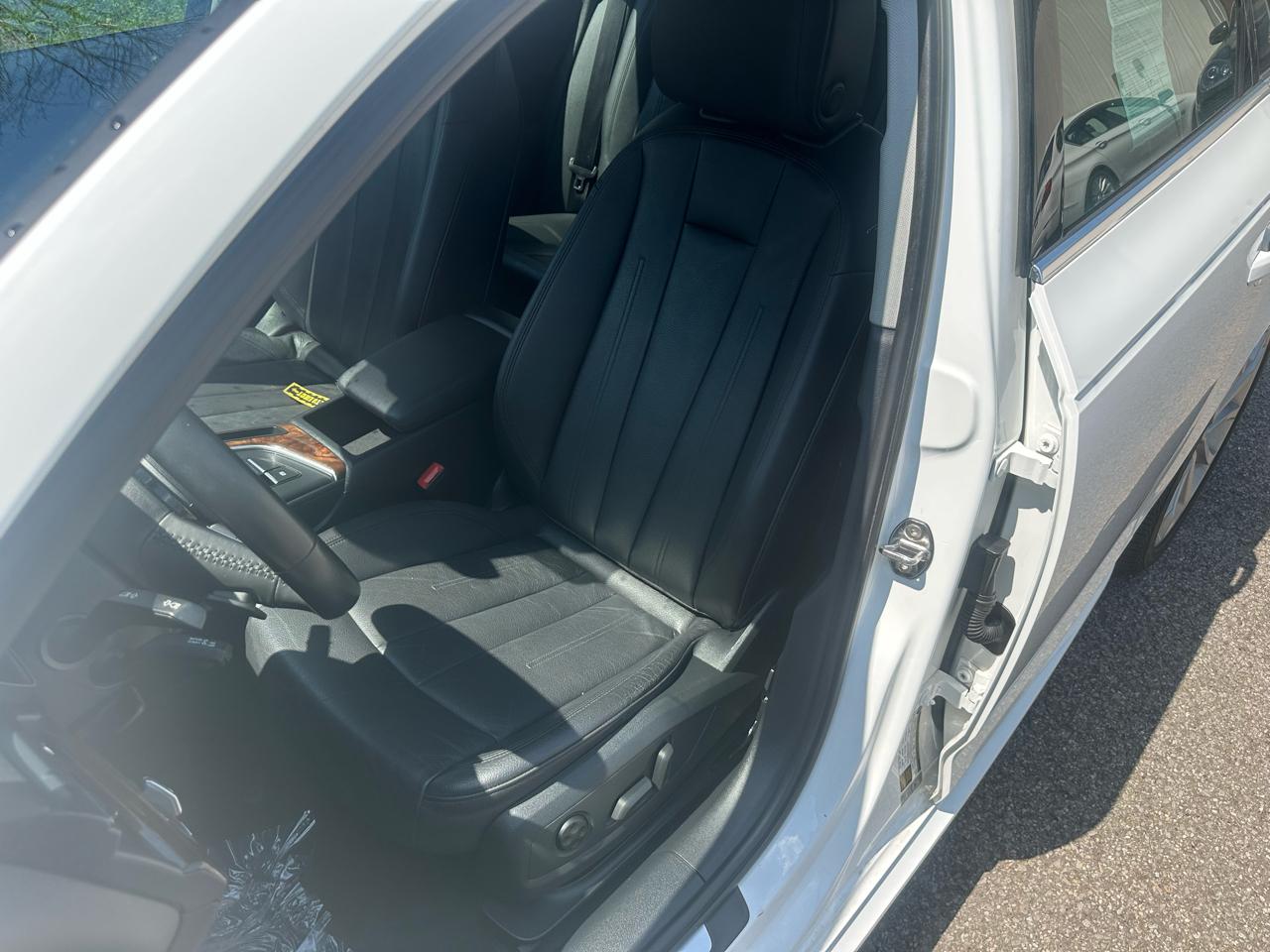 Audi A4 2.0 TFSI Premium quattro 7A 2019
