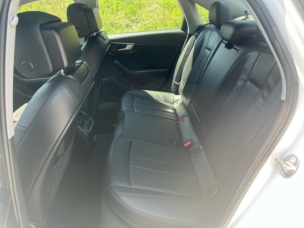 Audi A4 2.0 TFSI Premium quattro 7A 2019
