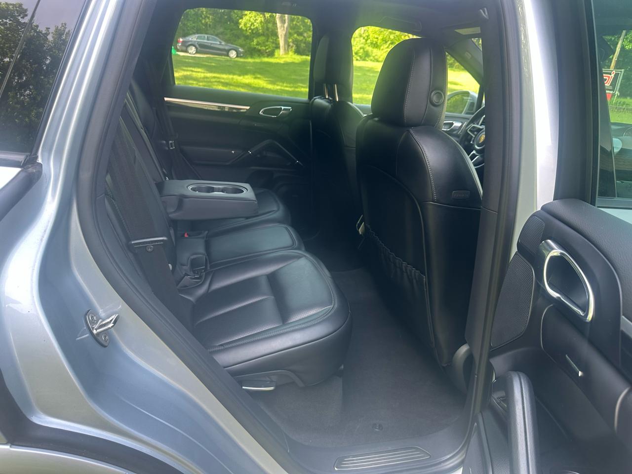 Porsche Cayenne  2018