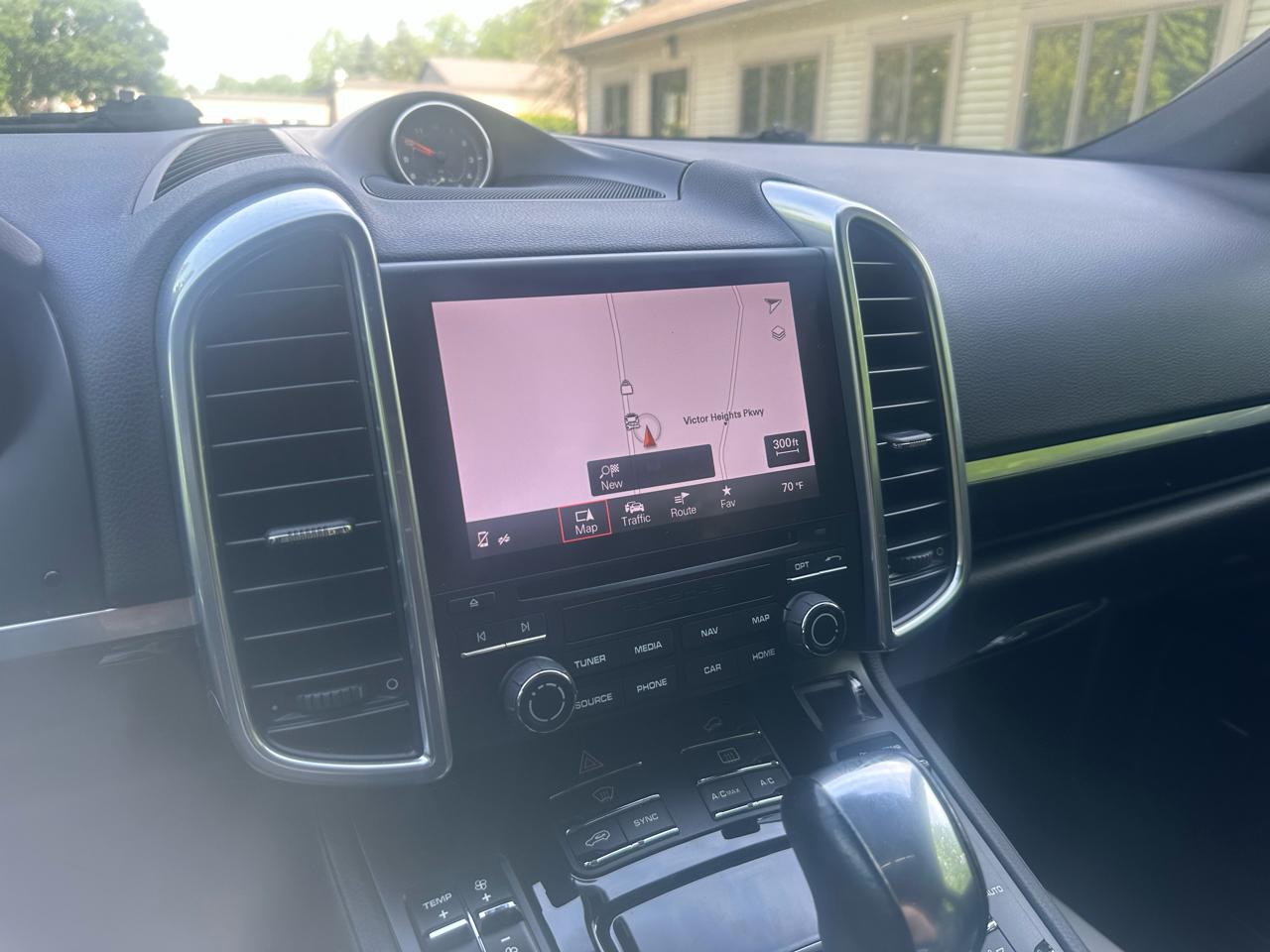 Porsche Cayenne  2018