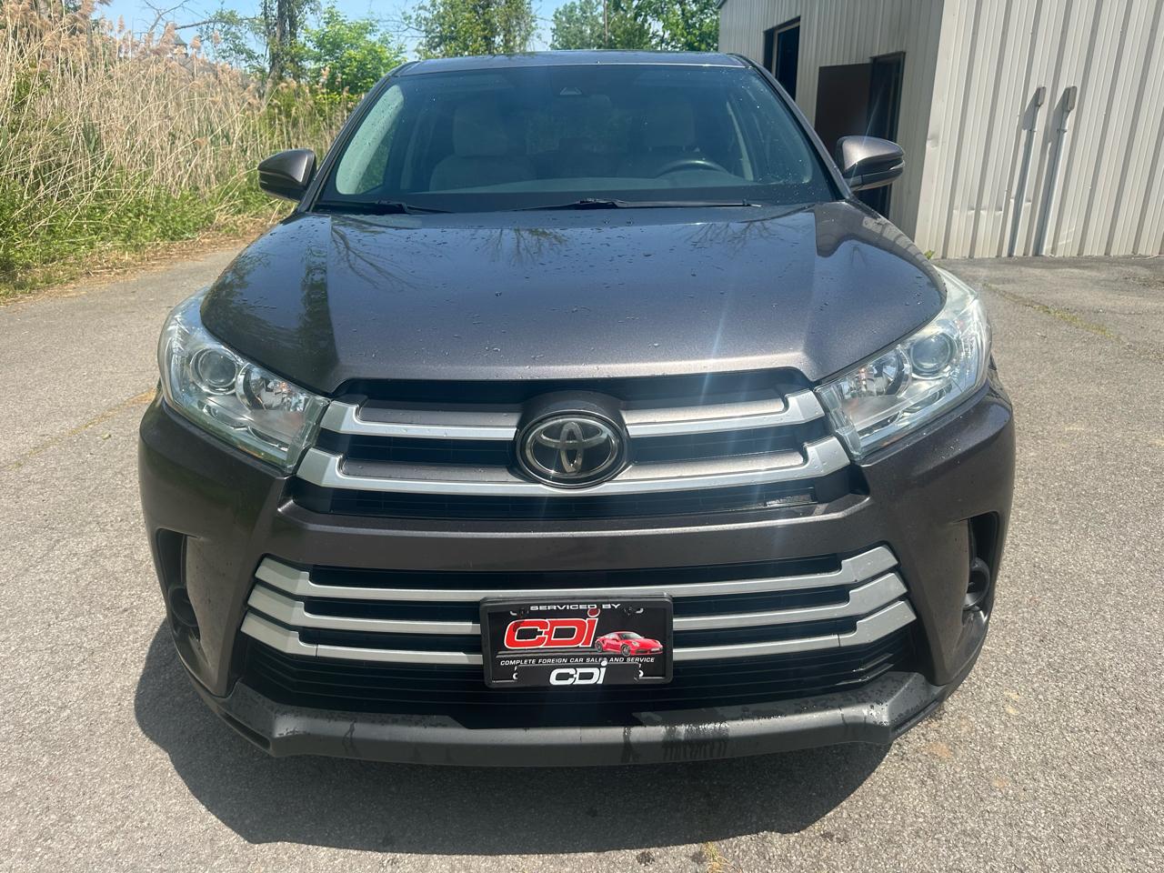 Toyota Highlander LE Plus AWD V6 2017