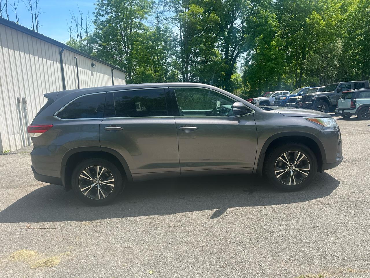 Toyota Highlander LE Plus AWD V6 2017