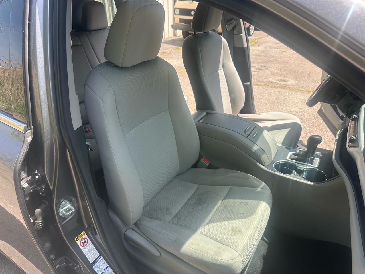 Toyota Highlander LE Plus AWD V6 2017