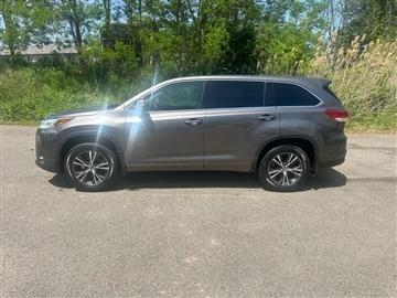 2017 Toyota Highlander LE Plus AWD V6