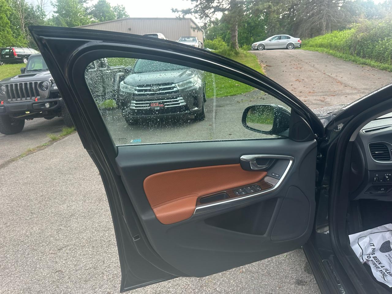 Volvo S60 T5 2012