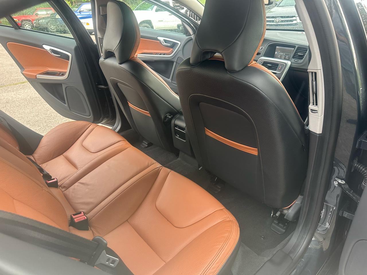 Volvo S60 T5 2012