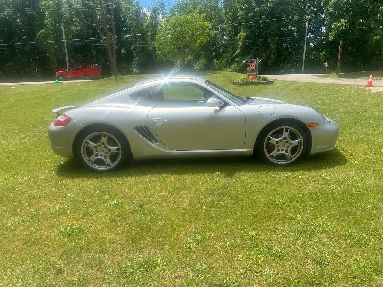Porsche Cayman S 2008