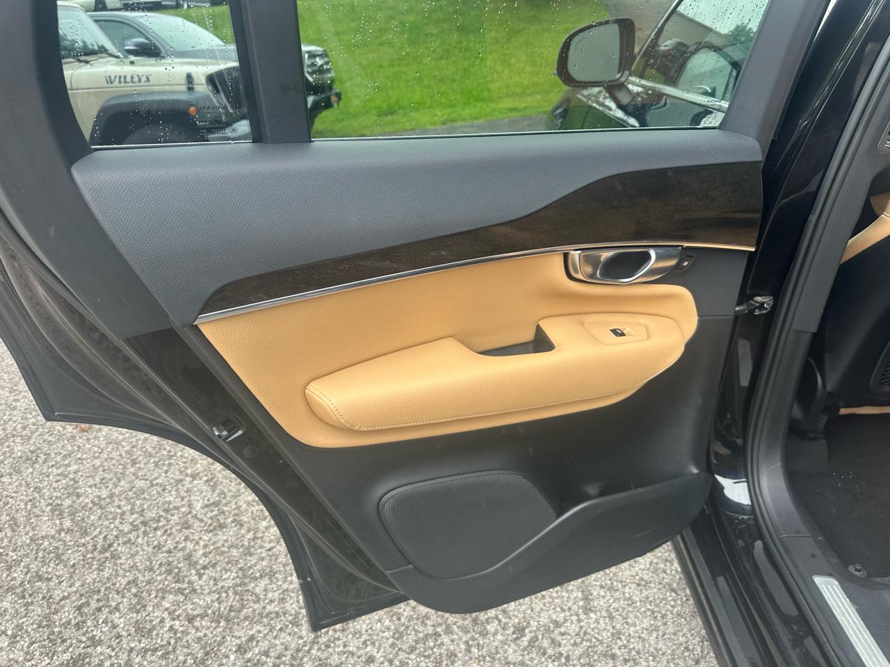 Volvo XC90 T6 Momentum AWD 2018