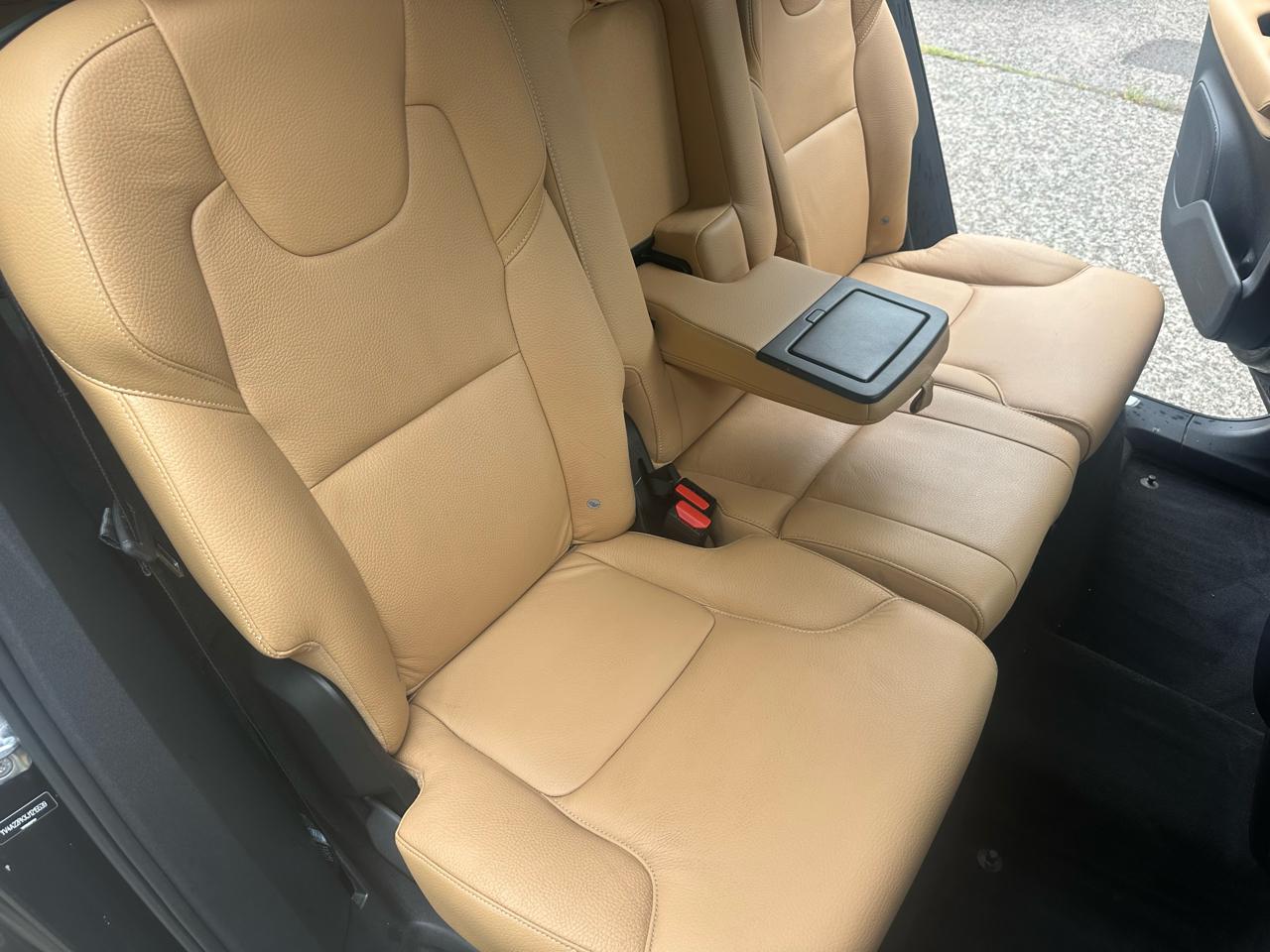 Volvo XC90 T6 Momentum AWD 2018