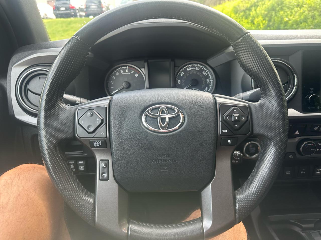 Toyota Tacoma SR5 Double Cab Super Long Bed V6 6AT 4WD 2017