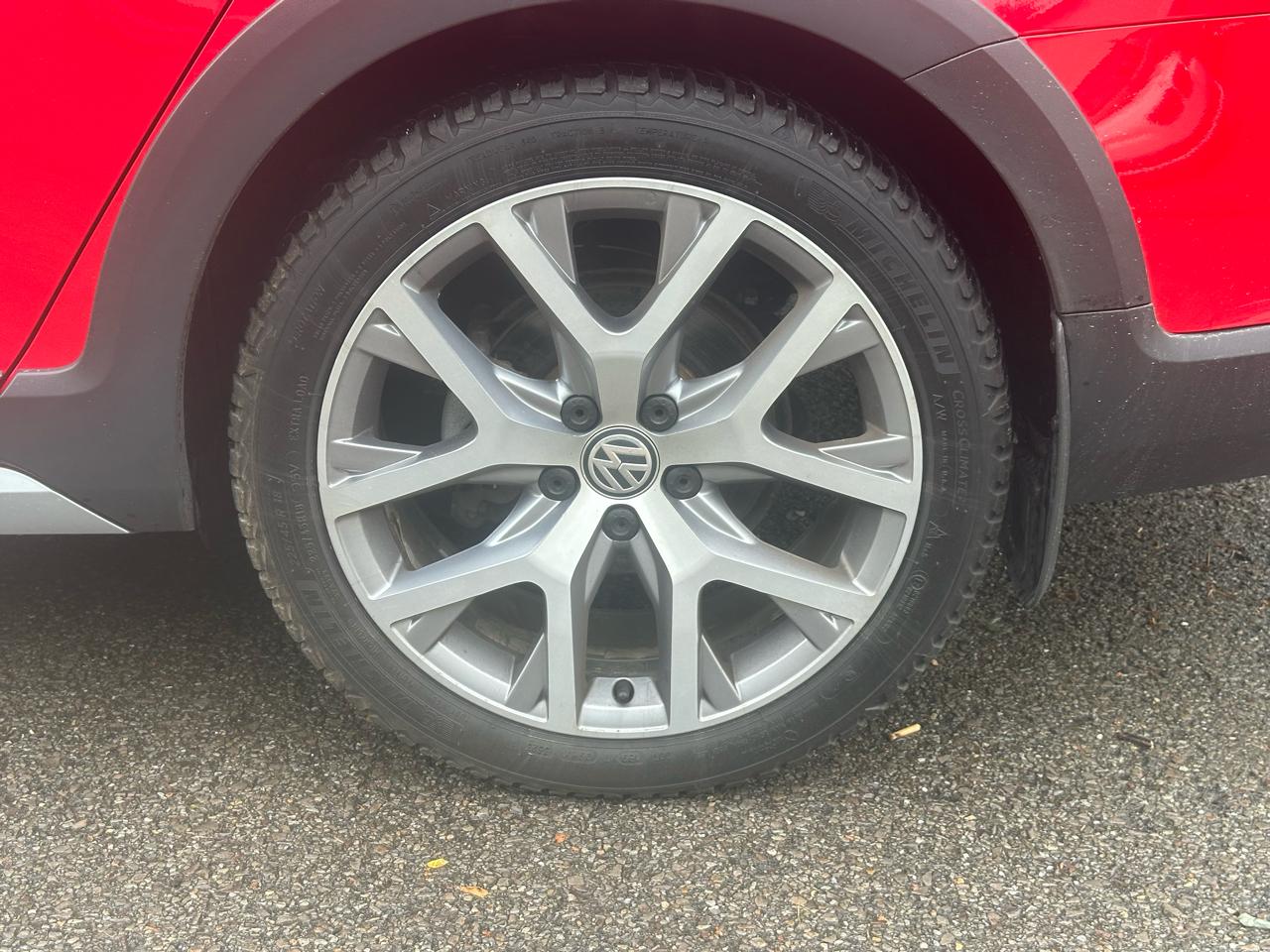 Volkswagen Golf Alltrack TSI SEL 6A 2017