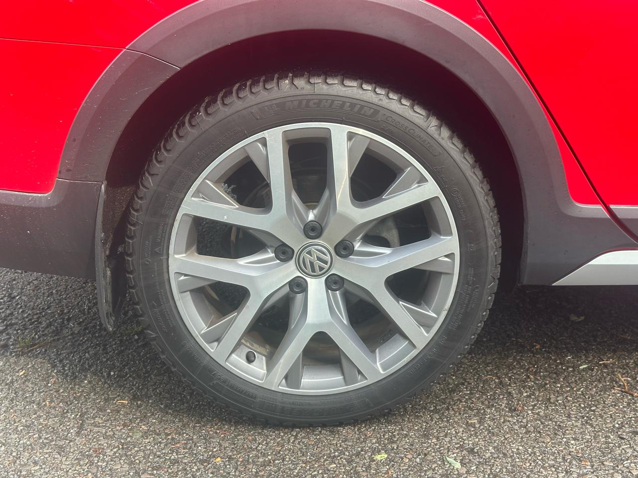Volkswagen Golf Alltrack TSI SEL 6A 2017