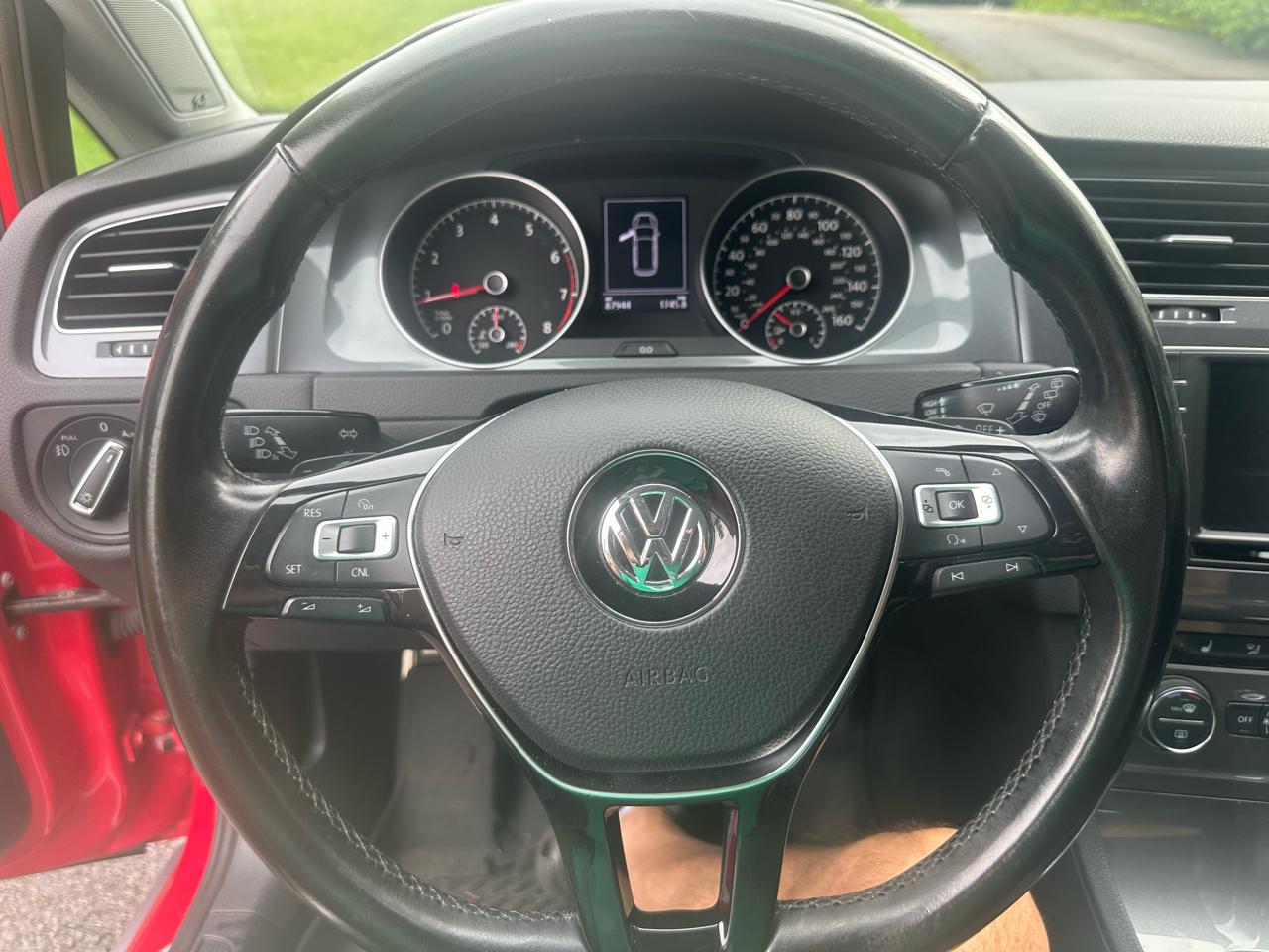 Volkswagen Golf Alltrack TSI SEL 6A 2017