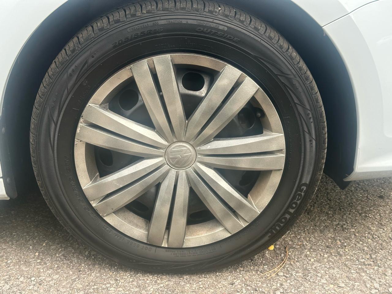 Volkswagen Jetta 1.4T S 6A 2017